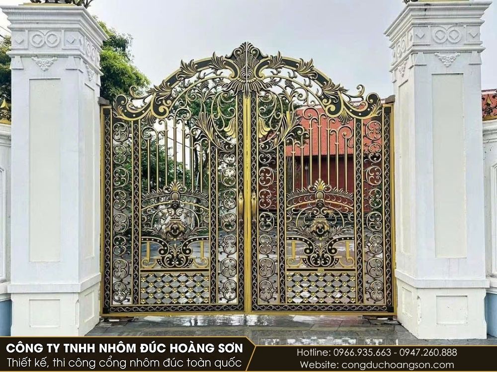 Cổng nhôm đúc hoa lá tây đẹp