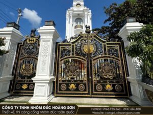 Mẫu cổng nhôm đúc phù điêu đẹp