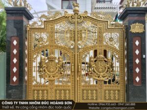 Mẫu cổng nhôm đúc Buckingham đẹp, đẳng cấp hoàng gia