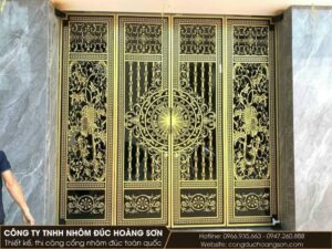 Cổng nhôm đúc 4 cánh cho nhà phố hiện đại