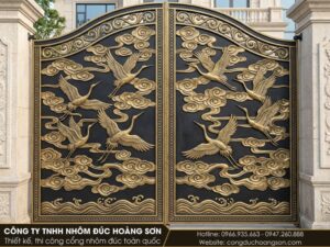 Mẫu cổng hạc bay giữa các dải mây cuộn