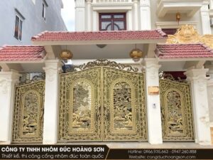 Mẫu cổng nhôm đúc Tùng Cúc Trúc Mai phổ biến hiện nay