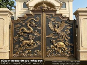 Mẫu 3: Cổng tứ linh mặt kín màu vàng đồng giả cổ
